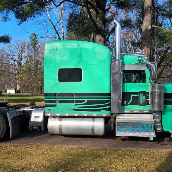 KMJ Truck