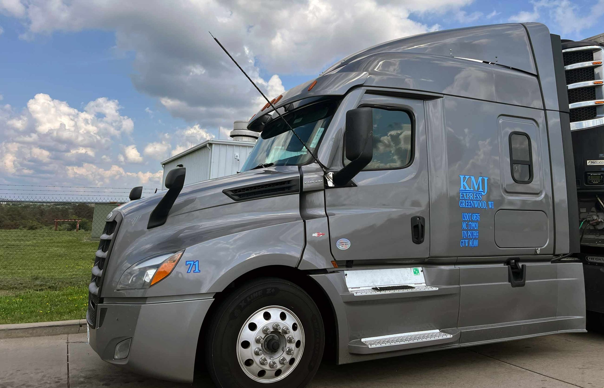 KMJ Truck