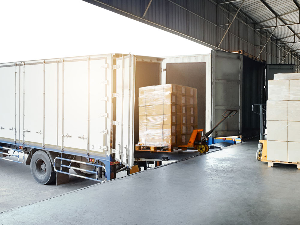 LTL Truck